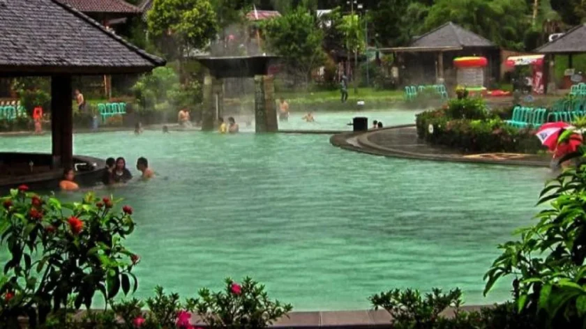 Pemandian Air Panas Sari Ater