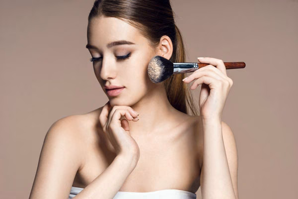 Kesalahan Umum dalam Penggunaan Primer untuk Kulit Berminyak