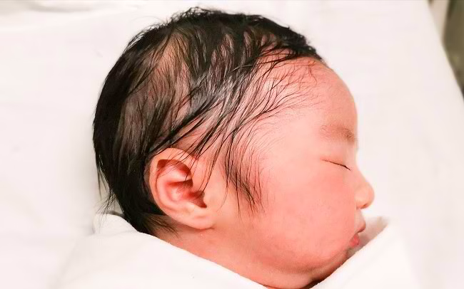 Tips Penggunaan Minyak Rambut Bayi agar Lebih Optimal
