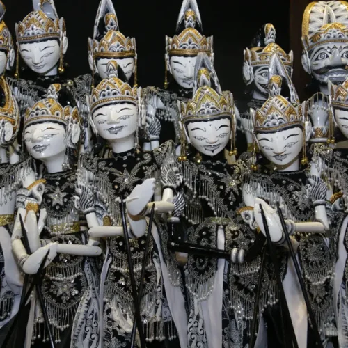 contoh cerita wayang