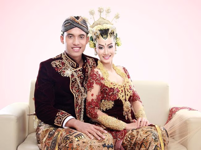 nama baju adat jawa