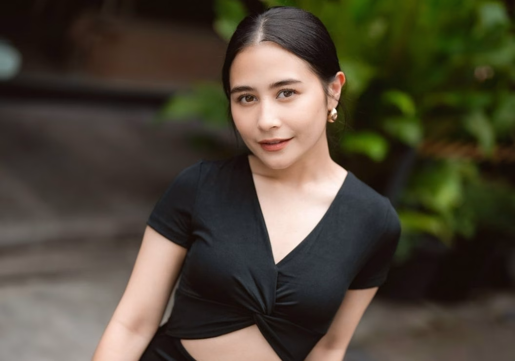 tinggi prilly latuconsina