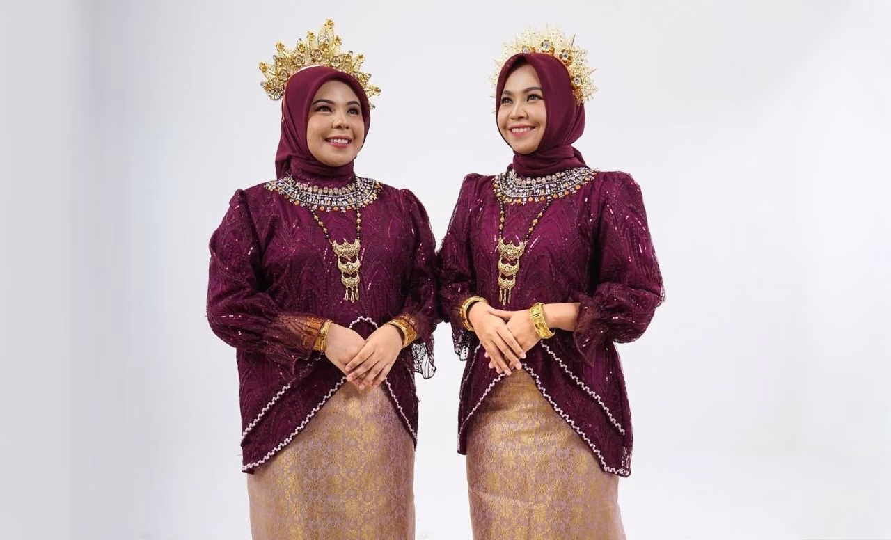 baju adat suku bugis