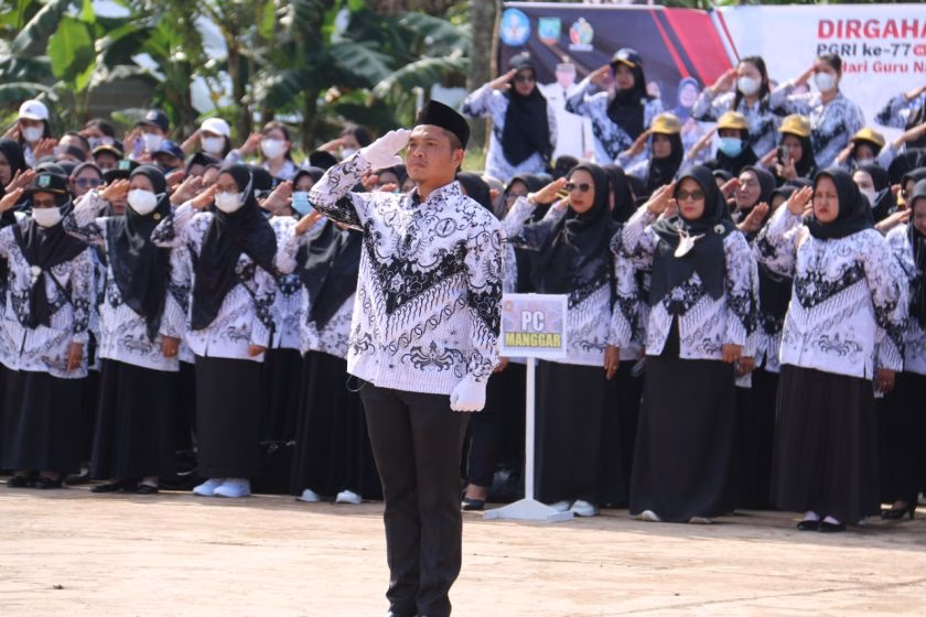 foto hari guru