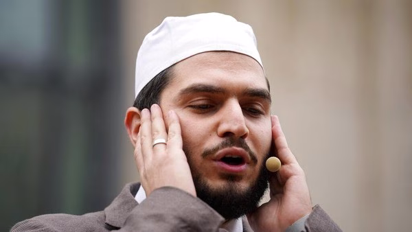 jawaban ketika adzan