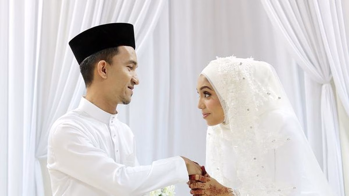 baju akad nikah sederhana