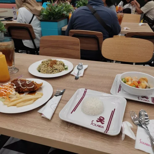 solaria menu dan harga