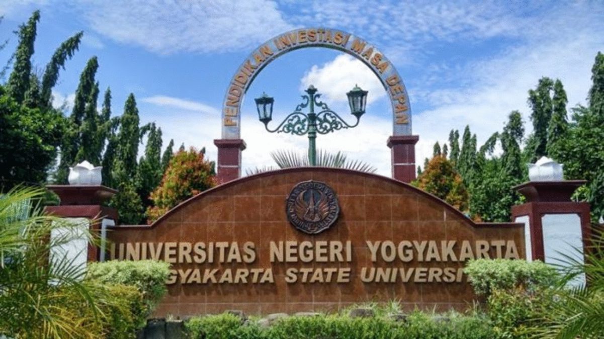 universitas negeri di yogyakarta