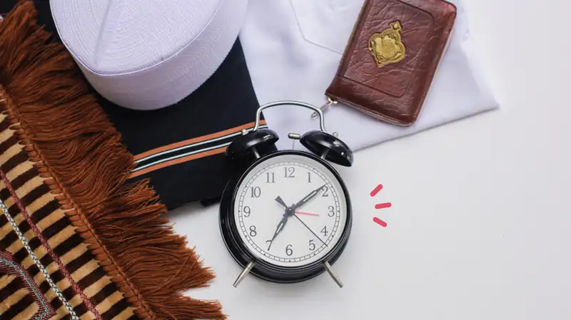 apakah boleh sholat isya jam 1 malam