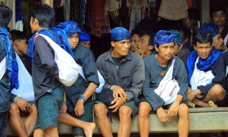 baju adat suku baduy