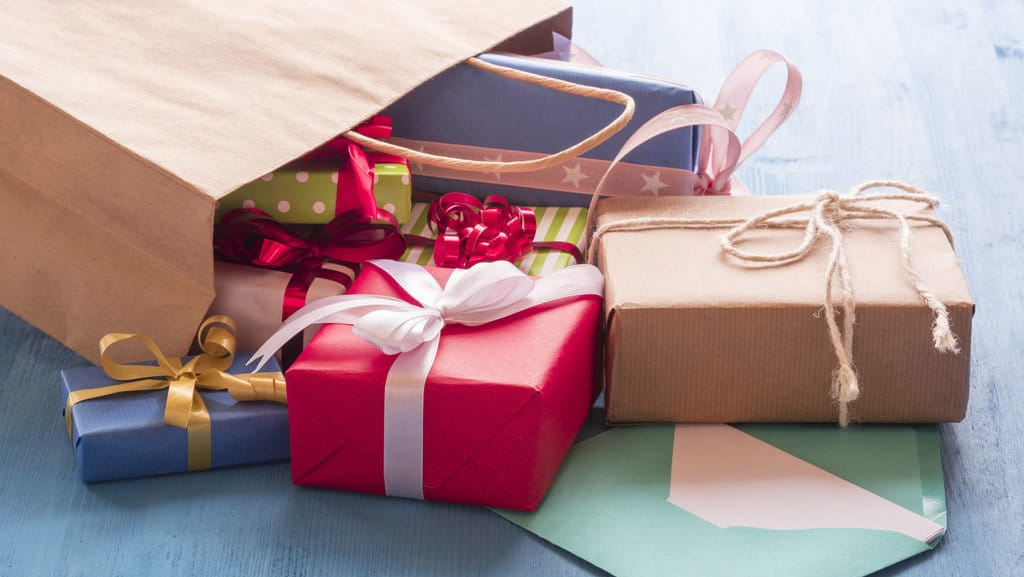 kenang kenangan untuk sekolah yang bermanfaat