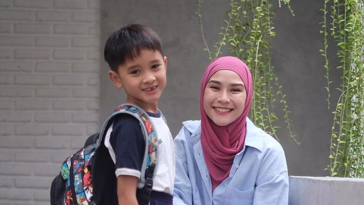 nama anak zaskia adya mecca