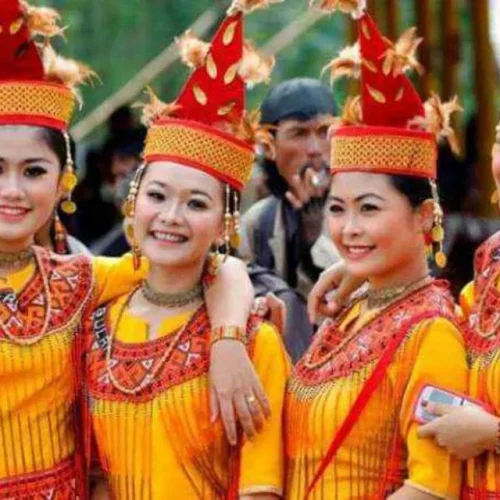 nama baju adat sulawesi selatan
