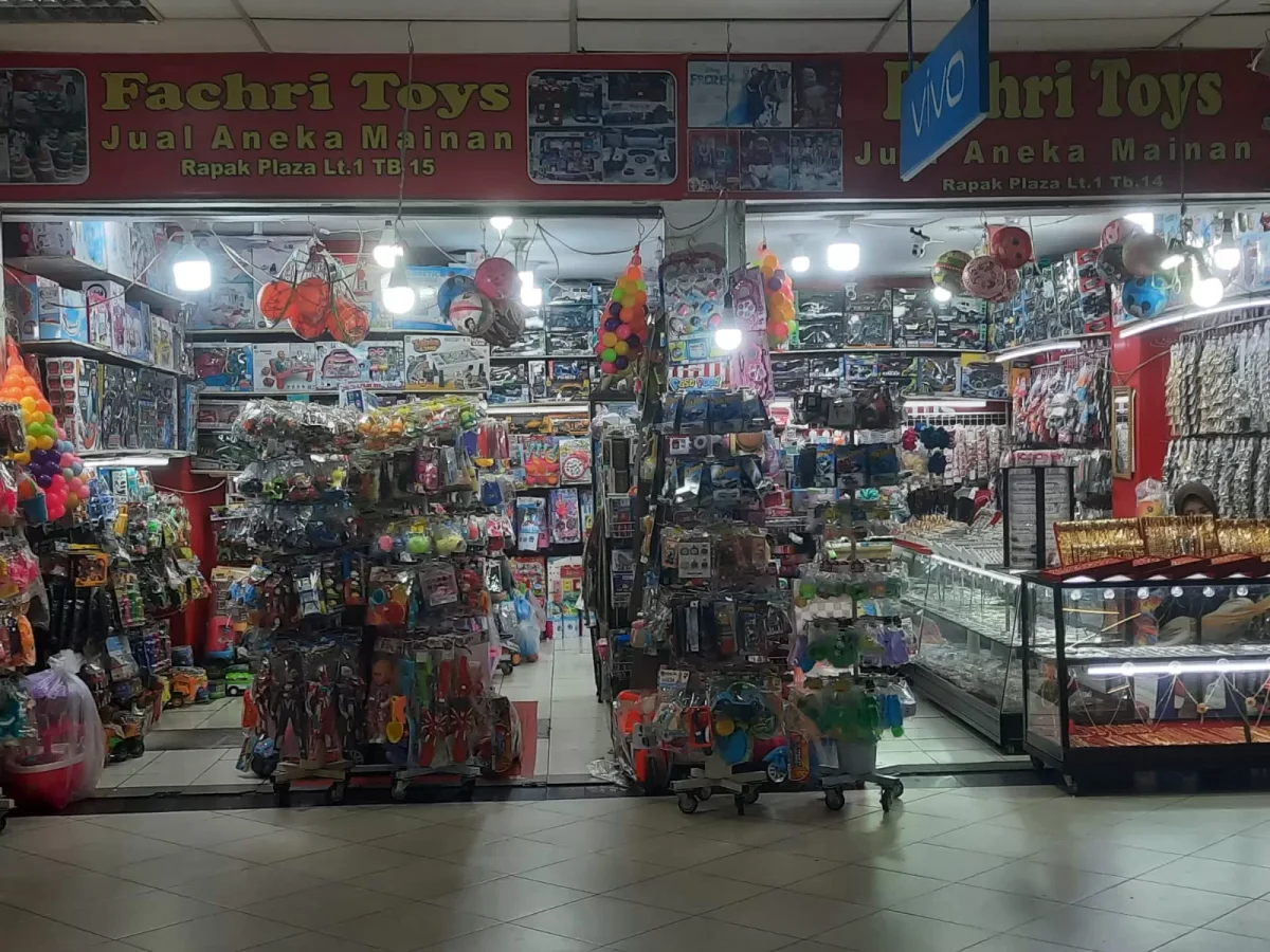 toko mainan anak terdekat