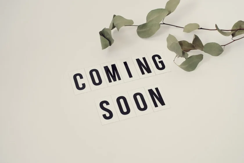 apa arti coming soon