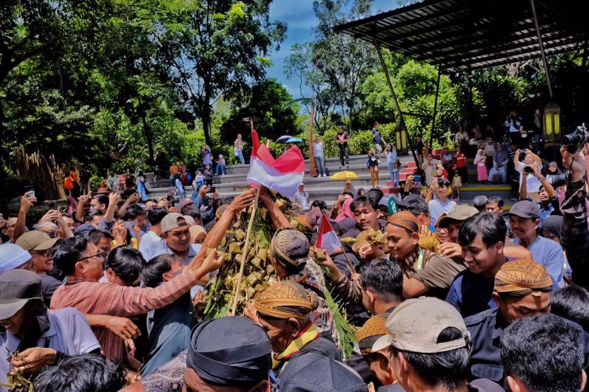 hal unik di Indonesia