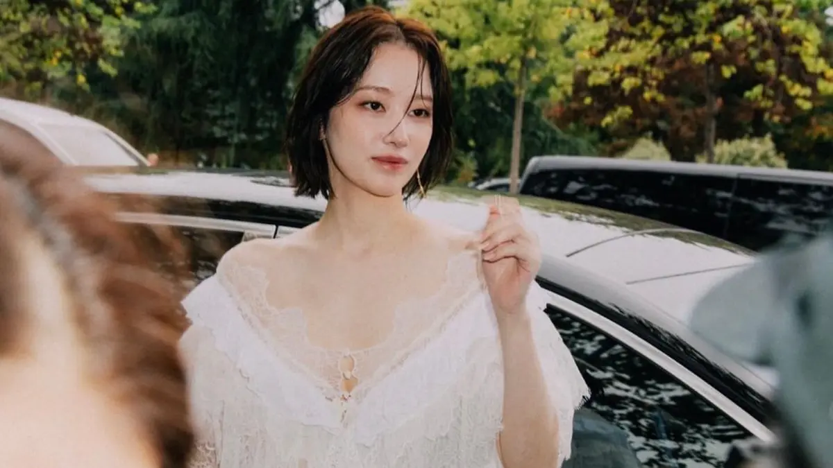 jeon jong-seo pacar