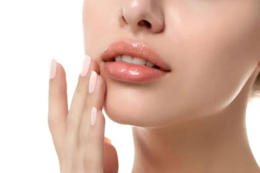 perbedaan lip balm dan lip serum