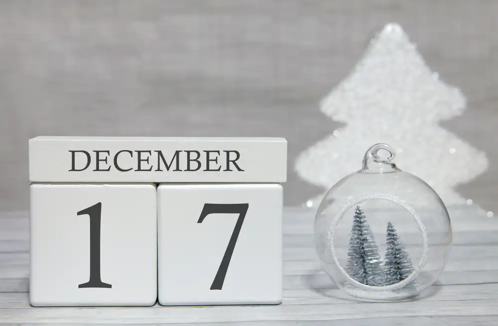 17 desember hari apa