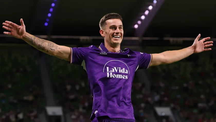 perth glory vs brisbane roar