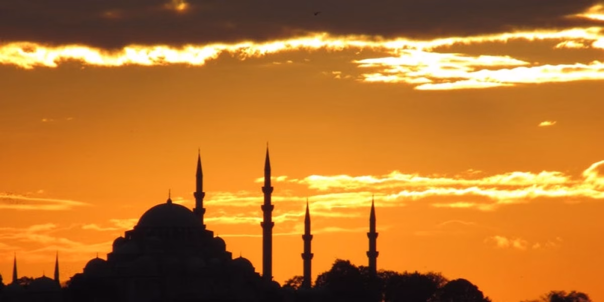 magrib surabaya