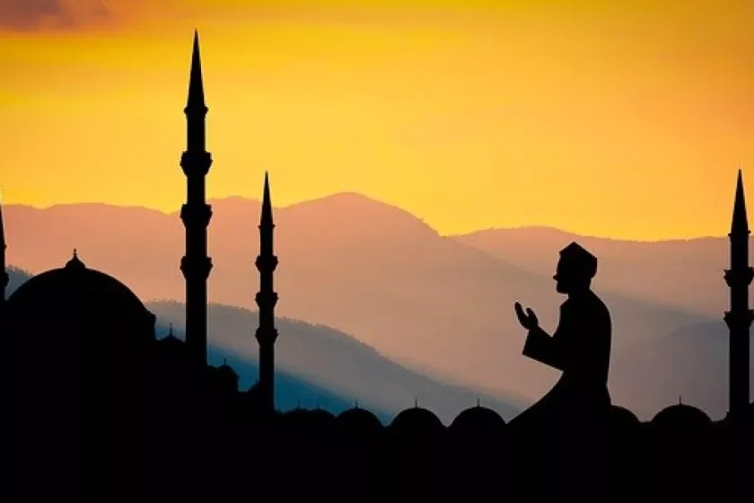 maghrib surabaya